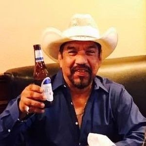 Meet your Posher, Carlos